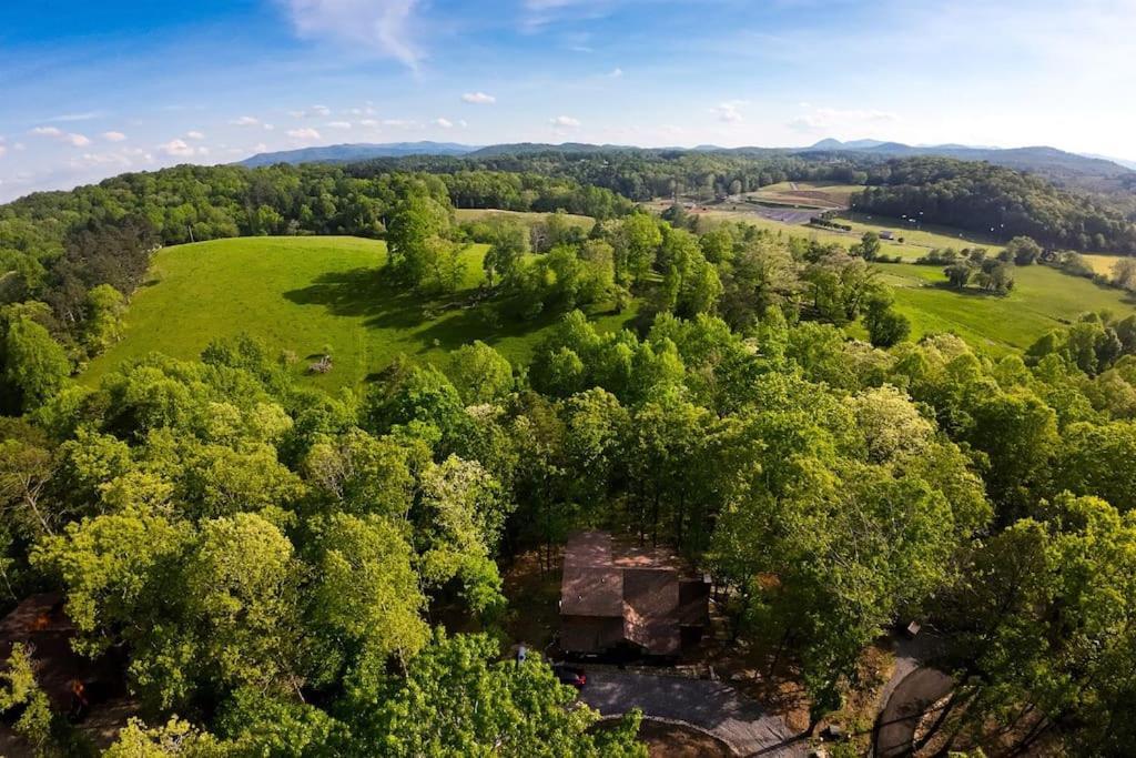 Luxe Family Cabin 8 Min To Downtown Blue Ridge Exterior photo