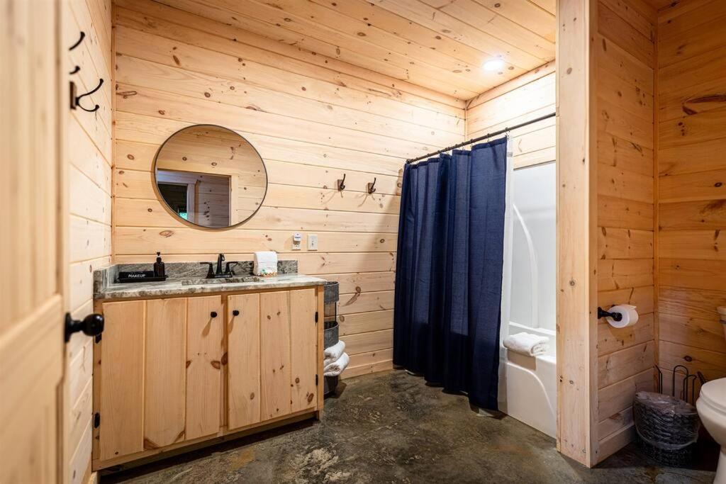Luxe Family Cabin 8 Min To Downtown Blue Ridge Exterior photo
