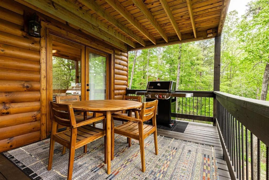 Luxe Family Cabin 8 Min To Downtown Blue Ridge Exterior photo