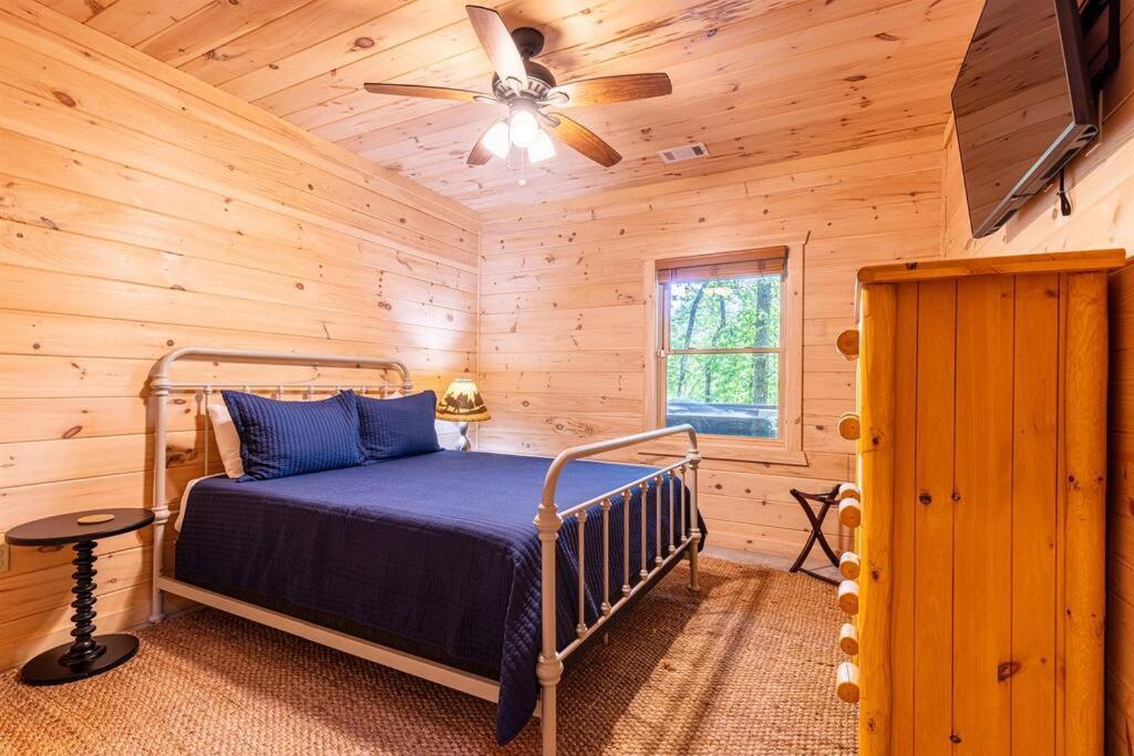 Luxe Family Cabin 8 Min To Downtown Blue Ridge Exterior photo