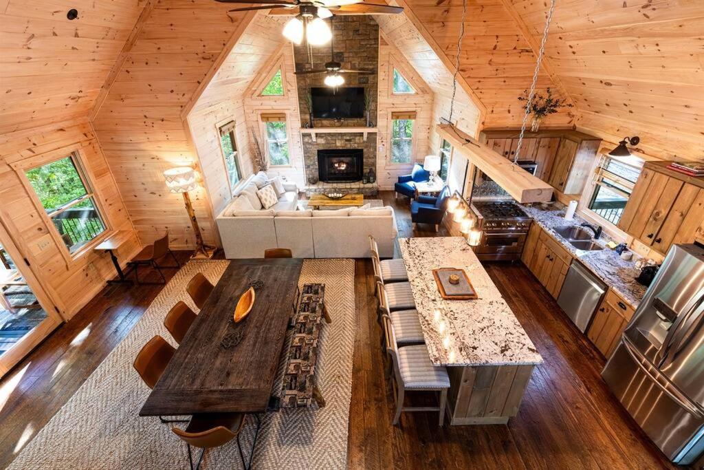 Luxe Family Cabin 8 Min To Downtown Blue Ridge Exterior photo